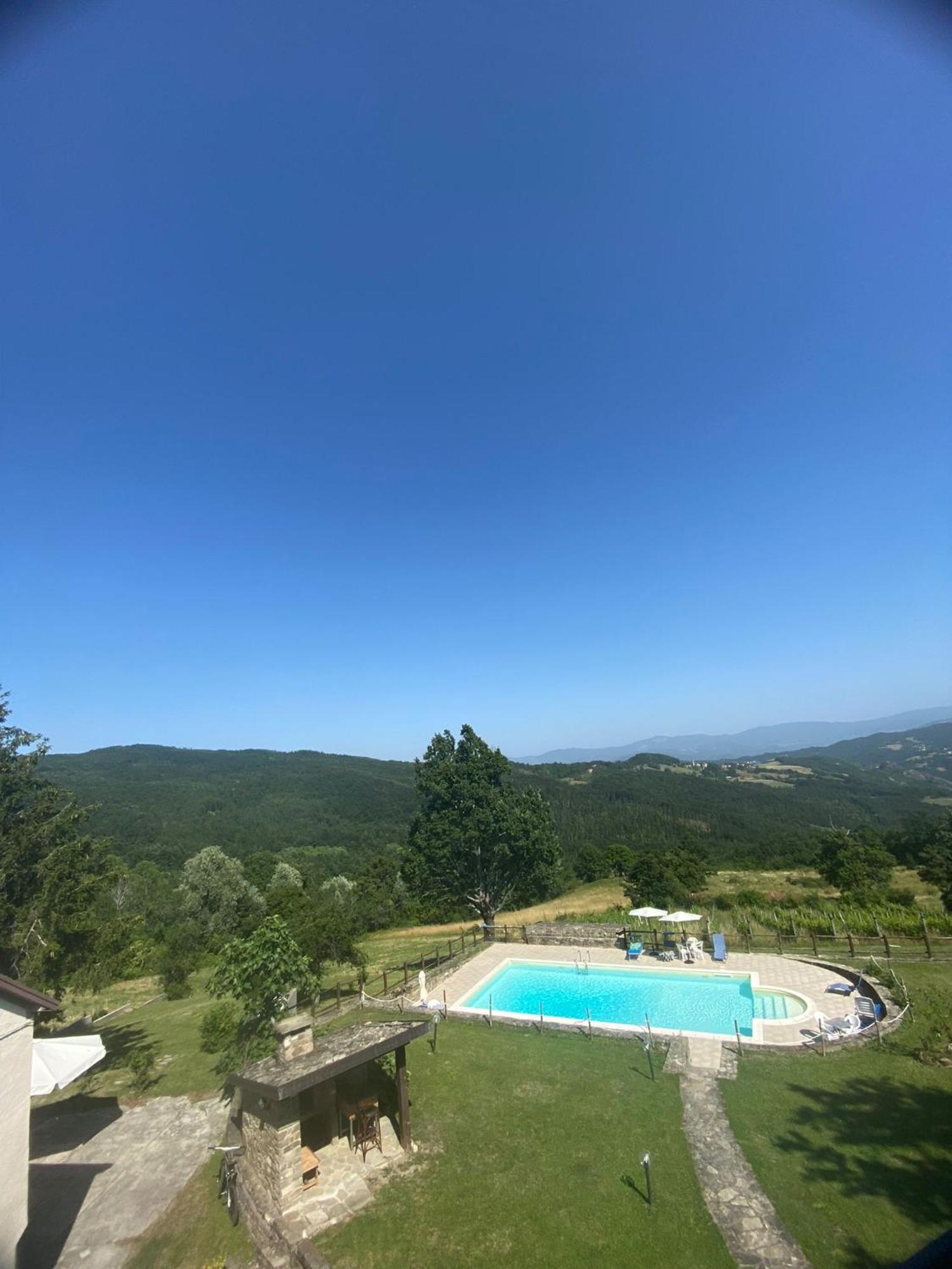 Casa Vacanze Fattoria Il Cerro Pianelleto Exterior foto